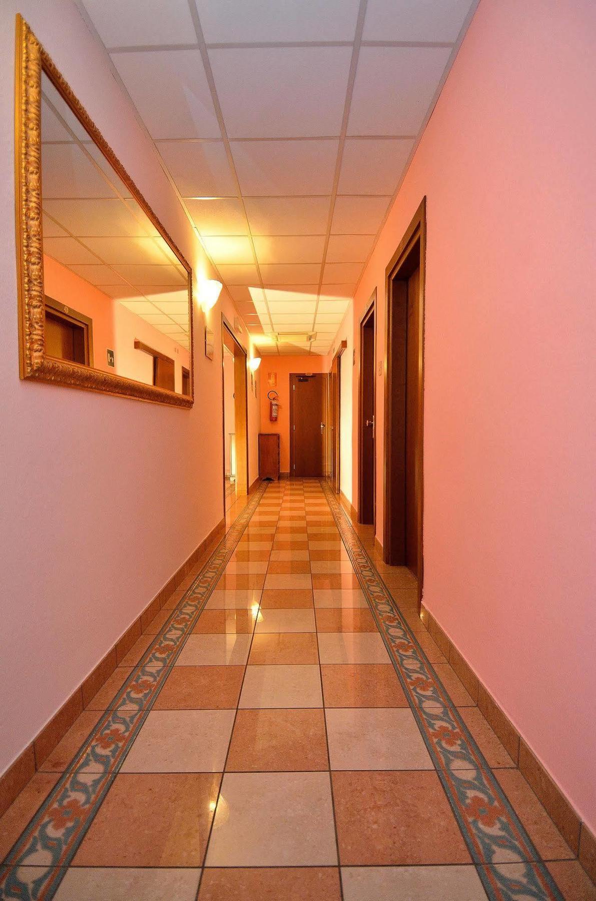 Hotel Amba Alagi Marghera Exterior foto